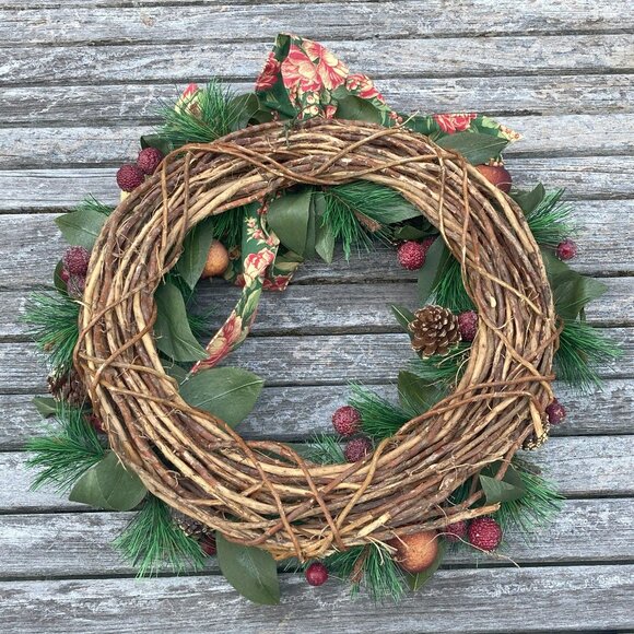 Wreath - Fall Winter Holiday Wreath - Picture 6 of 7